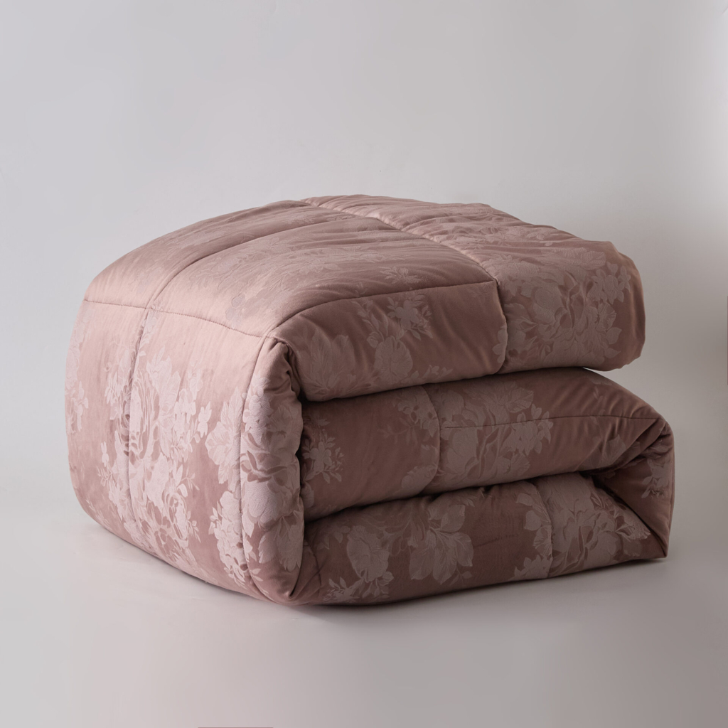 Cordelia (Amethyst) Comforter