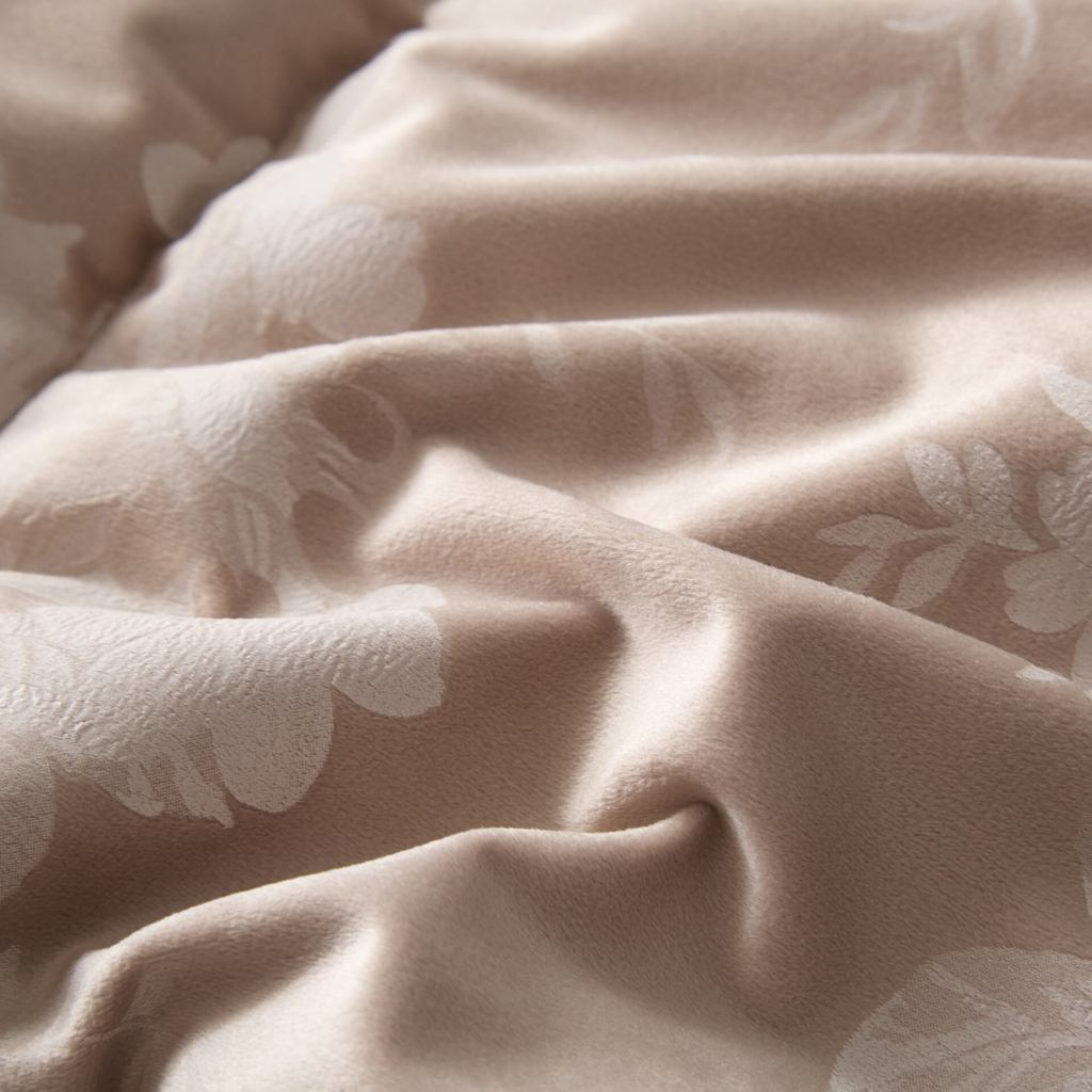 Cordelia (Taupe) Comforter