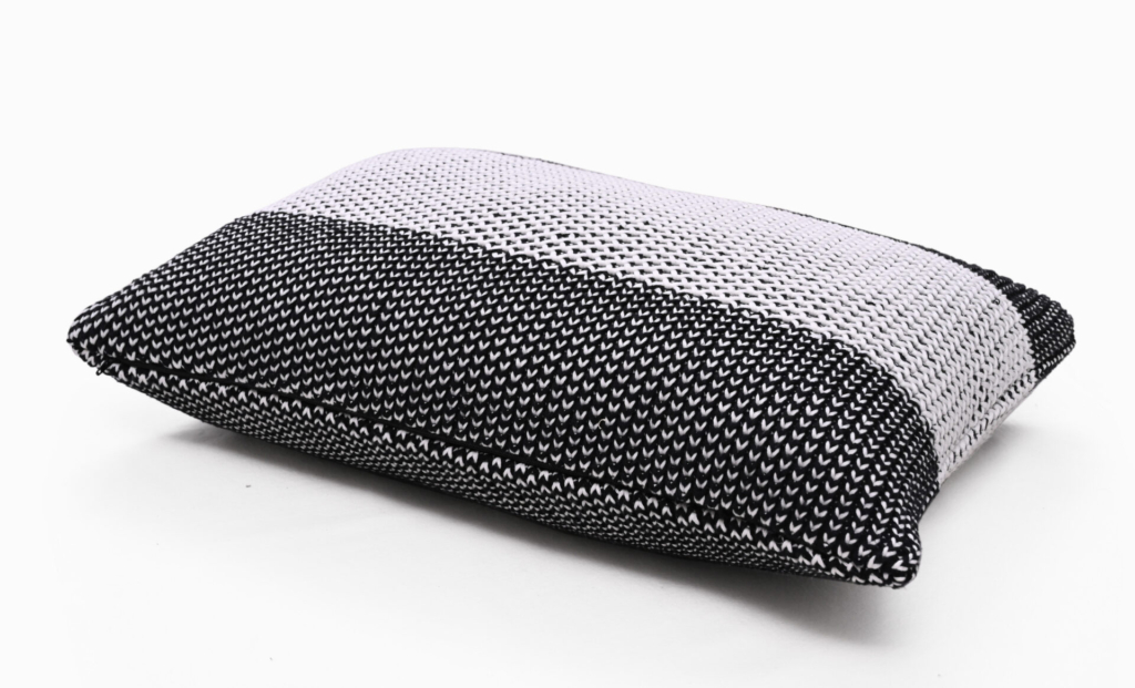 Honey Bee CUSHION with polyfiller (Black/White)