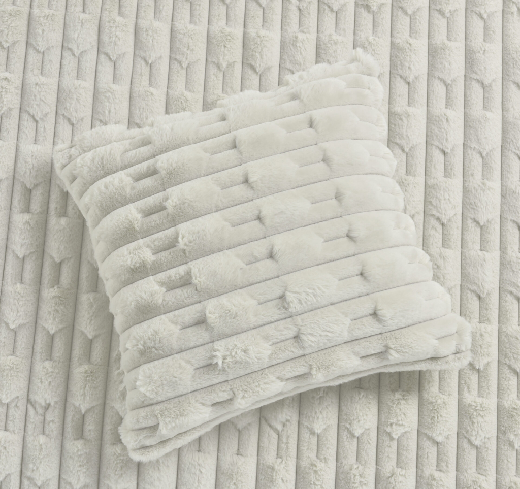 Boggi (White) 45x45 Cushion with polyfiller
