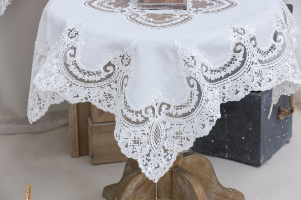 PLS-7B027 (White) Table linen