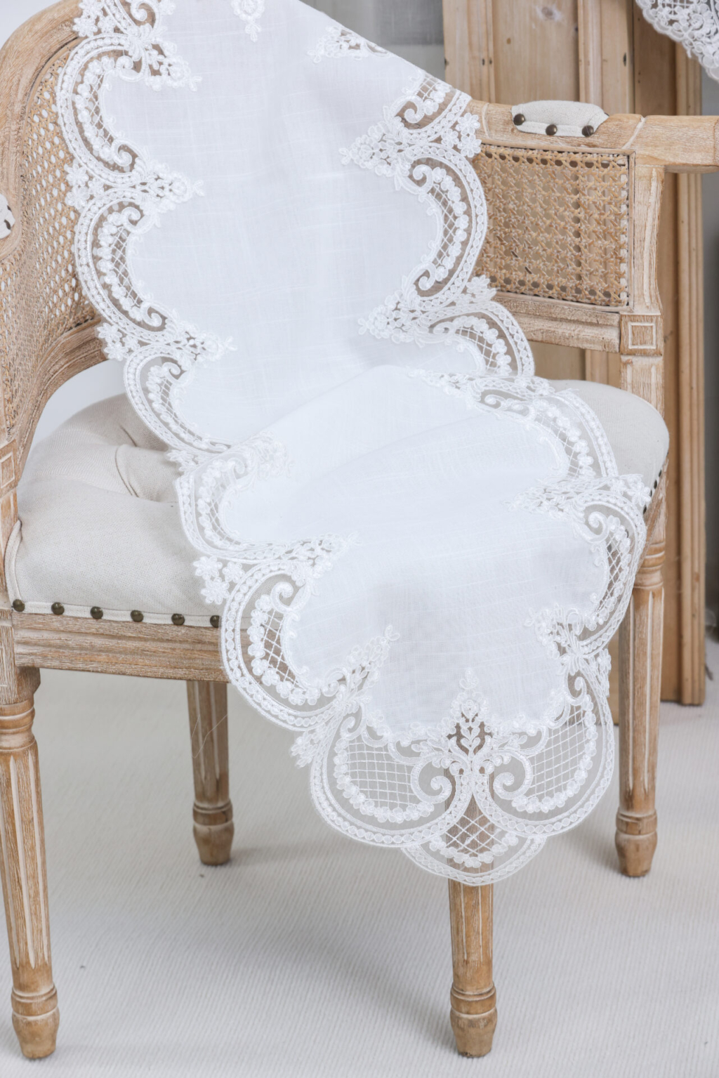 PLS-7B027 (White) Table linen