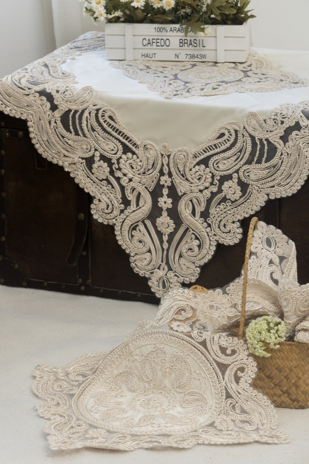 PLS-TB1156 (Beige) Table linen